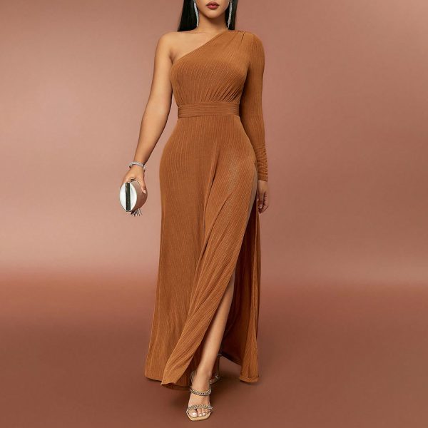 Fashionable Elegant Slim Fit Dress Solid Color One-Shoulder Long Sleeve Slit Gown for Women