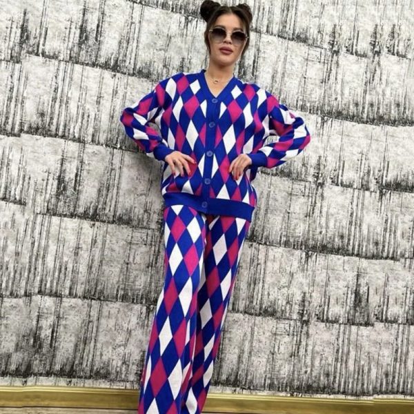 Autumn winter knit ladies casual tracksuits v neck single breasted cardigans wide leg pants Plaid two-piece set - Image 5