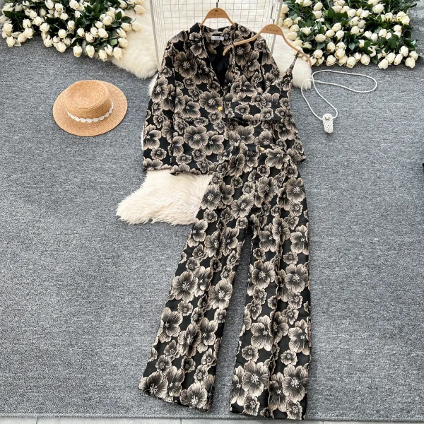LW0103 Light Wind Relief Embossed Gold Flower Long Sleeve Suit Jacket With Broad Leg Trousers Three-Piece Set - Image 2