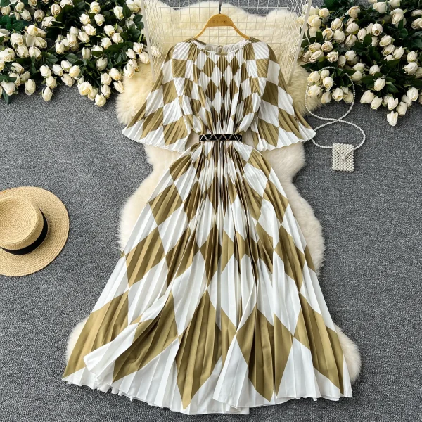 ZT1520 Ladies  Luxury High-end Dress Elegant New Summer Slim Loose Waist Reducing Age Printed Mid-sleeve Pleated Midi Dress - Image 4