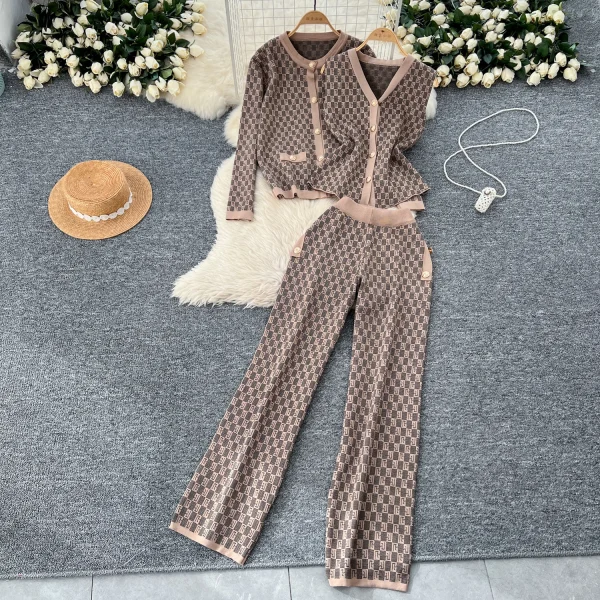 LW0120 Vintage Jacquard Women Two Sets of Small Fragrant Sleeveless Knitted Sweater Cardigan Jacket Wide Leg Trousers - Image 2