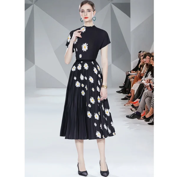LE1340 High Quality Pleat Printed Clothing Casual Set Printed Short Sleeve Top Printed Long Pleated Skirt Two Piece Sets - Image 2