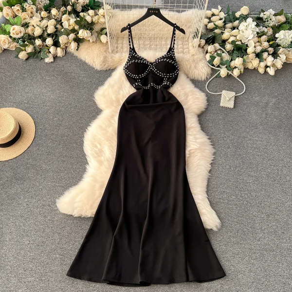 ZT1536 Senior Sense Sexy Dress Female Elegant Gown French Vintage Diamond-encrusted Halter Waist Fishtail Birthday Maxi Dress - Image 3
