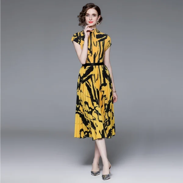 3.2m Oversized Hemline Elegant Printed Miyake Pleated Two-Piece Set High Elasticity Corn Press Pleated Skirt Suit - Image 3