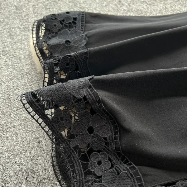 ZT1464 French Vintage Black Woman Clothes High-end Temperament V-neck Hollow Lace Patchwork Single Breasted Lantern Sleeve Dress - Image 4
