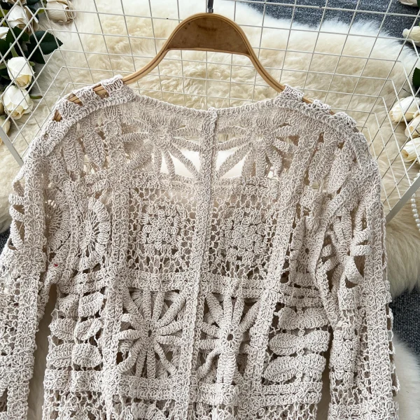 LW0127 Korean Female Hollowed-Out Hook Flower V-Neck Short Cardigan Knit Coat High-Waisted Casual Pants Two-Piece Set - Image 6