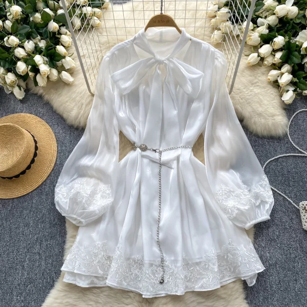 ZT1468 European Elegant Dresses  Niche Luxury Bow Tie Lantern Sleeve Lace Patchwork Bright Chiffon Short Dresses - Image 3