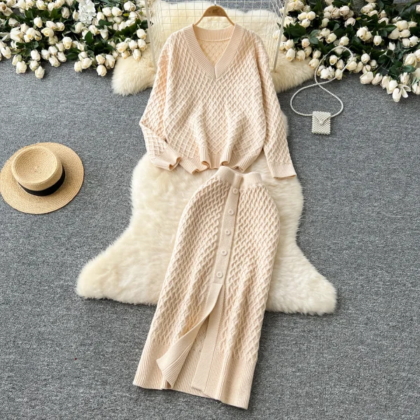 LW0132 Korean Wear With Women'S New Autumn Lazy Loose Set Head V-Neck Knit Top High Waist Slit Skirt Ladies Two Sets - Image 2