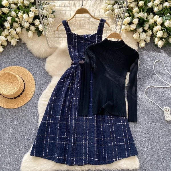 LW0138 French Vintage High Sense Button Decorated Waist Woolen Halter Dress Women'S Bottom Knitwear Women'S Two-Piece Suit - Image 3