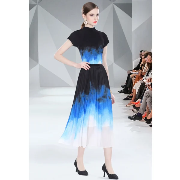 LE1328 Original Design in Stock Summer Fashion Best-Selling Boutique Women'S Sets Print  Miyake Pleated Skirt Two Piece Sets - Image 2