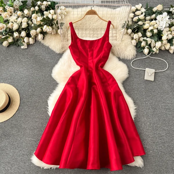 ZT1535 Birthday Party  Elegant Dress Women High-end Texture Evening Gown French Vintage Hepburn Style Halter Pompous Midi Dress