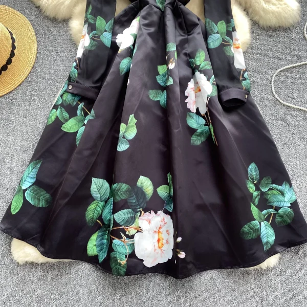 ZT1485  Luxury French Style Print Dress Female V-neck Waist Slimming Design Sense Chic Small Temperament Big Swing Midi Dresses - Image 3