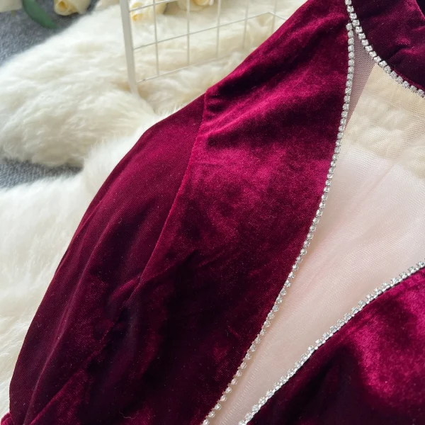 ZT1537 Evening Gown  Deep V-neck Halter Elegant Mesh Stitching Neck Diamond Split Velvet Fishtail Sexy High Level Maxi Dress - Image 5