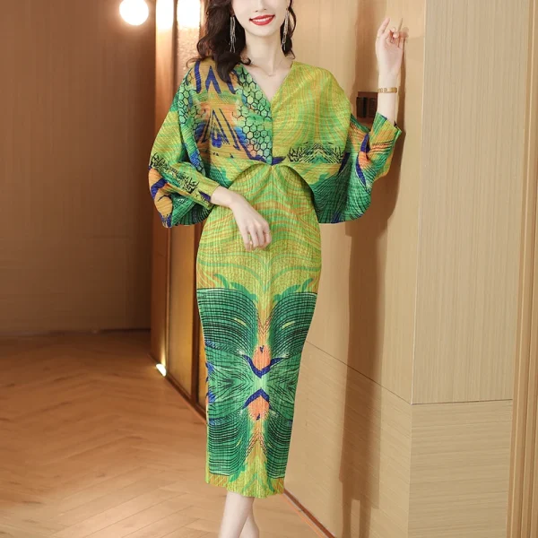 2025 Floral Printing Miyake Pleated Dress Printing Elastic Loose Casual Style Bat Sleeves Women Elegant Dresses - Image 3