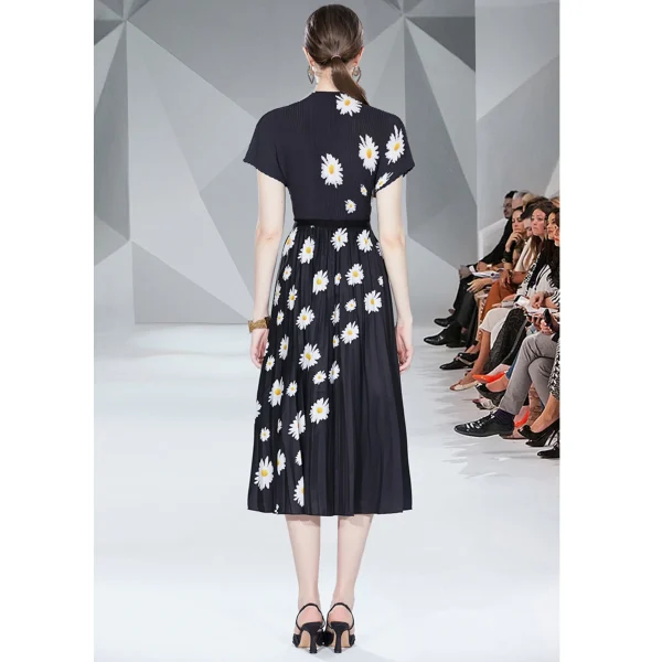 LE1340 High Quality Pleat Printed Clothing Casual Set Printed Short Sleeve Top Printed Long Pleated Skirt Two Piece Sets - Image 5